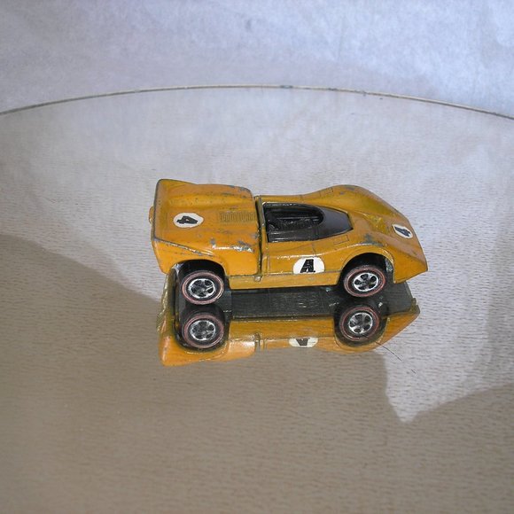 Hot Wheels Redline McLaren M6A Orange Enamel (US) - Picture 6 of 10